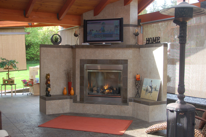 Spectacular outdoor kitchen with fireplace