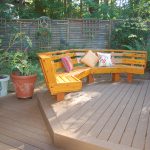 Whatcom County deck with built-in curved bench
