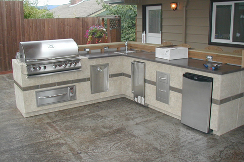 Outdoor Kitchens Are Popular For Summer Entertaining Rose