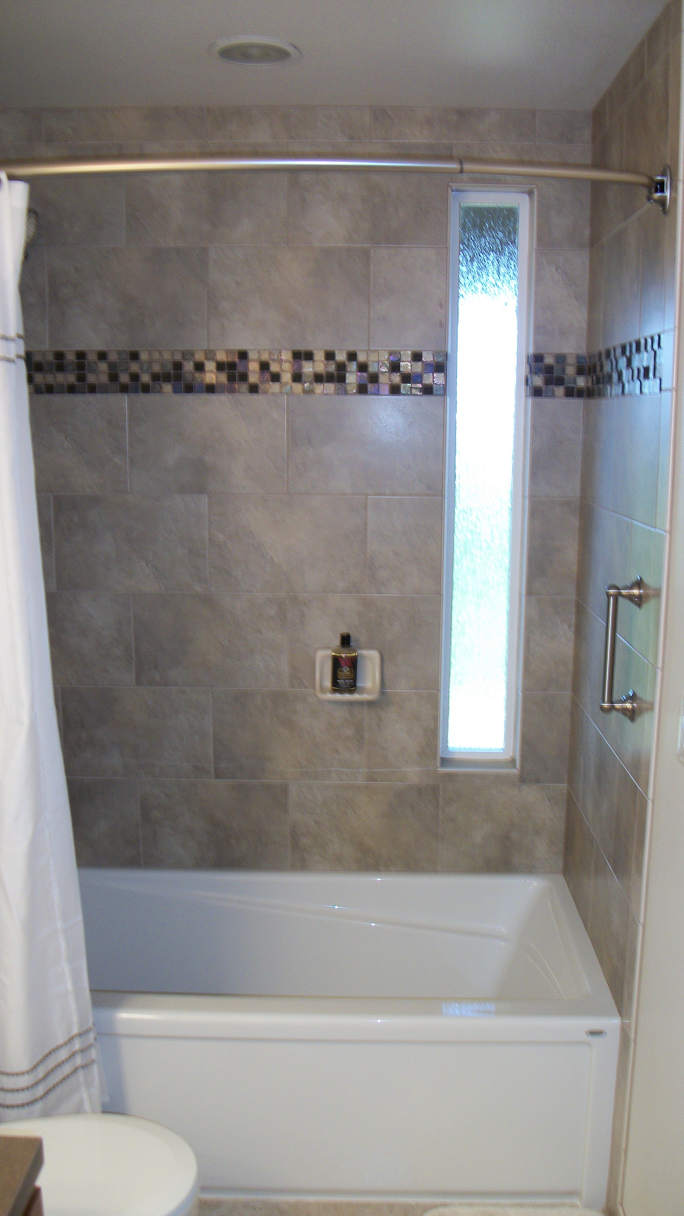 Lighting details in bath remodels | Rose Construction Inc